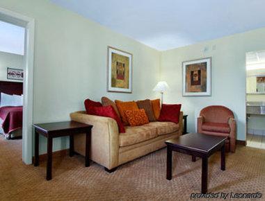 Days Inn By Wyndham Springfield/Phil.Intl Airport Номер фото